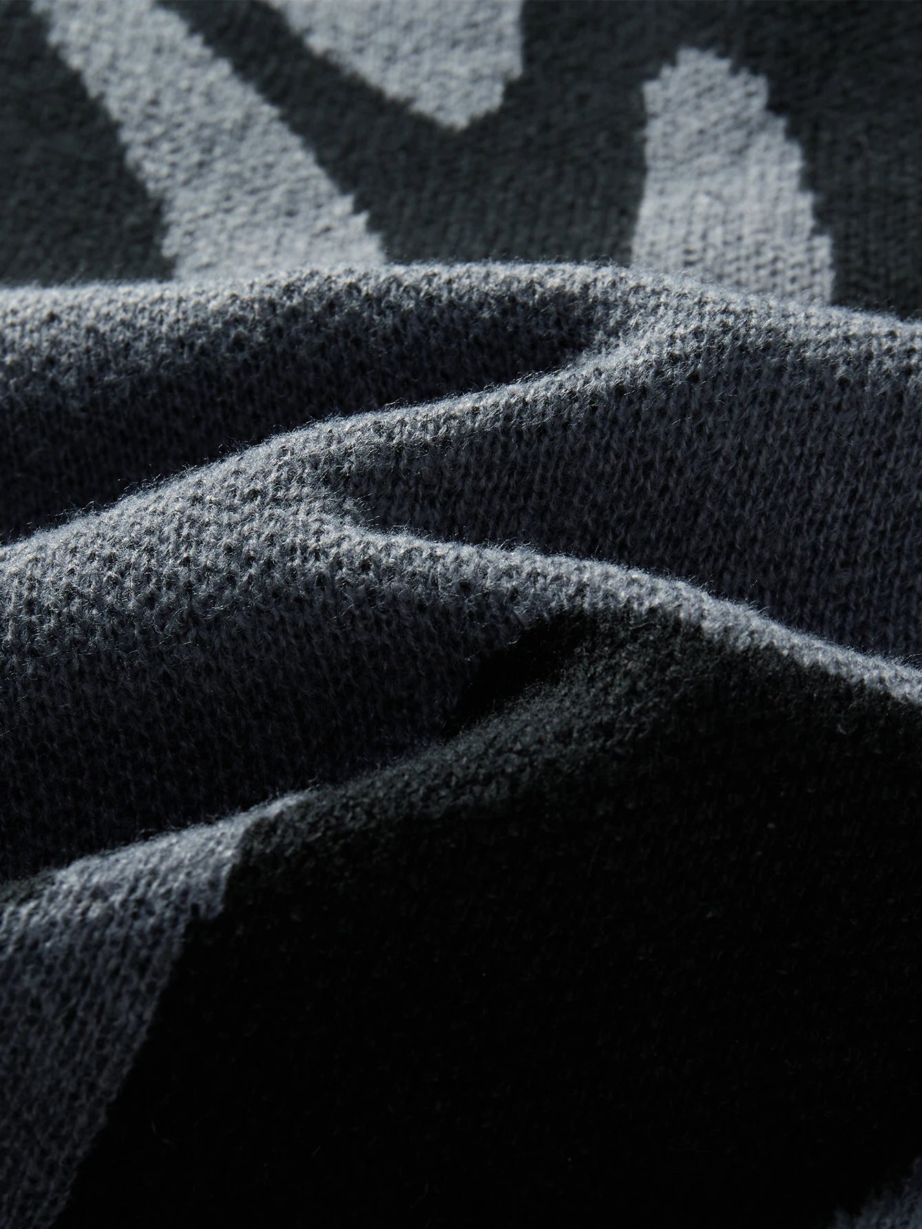 Autumn Winter Irregular Jacquard Pattern Pullover Sweater Casual Round Neck Contrast Color Knitted Pullover